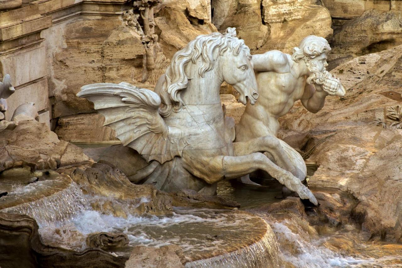 Trevi Ab Aeterno - Amazing View Of The Trevi Fountain Appartamento