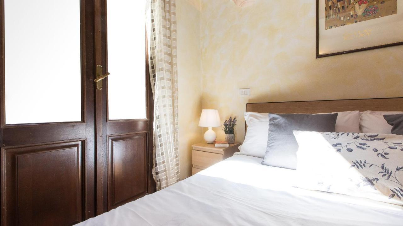 Rental In Rome Luce Apartment * Rome