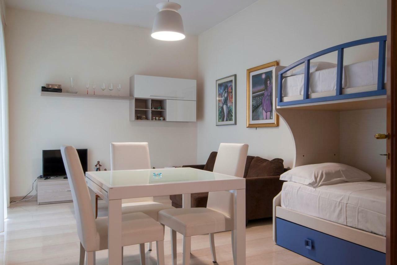 Aura Holiday House * Roma