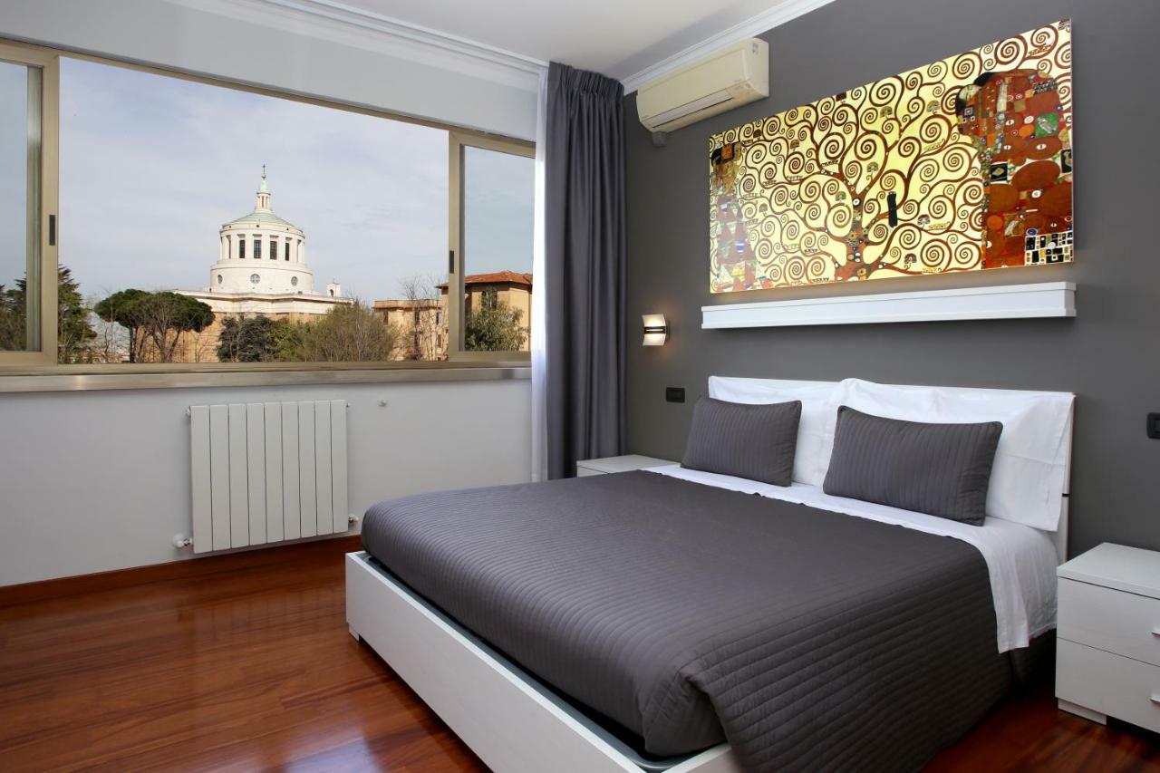 J24 Bed and breakfast 2*