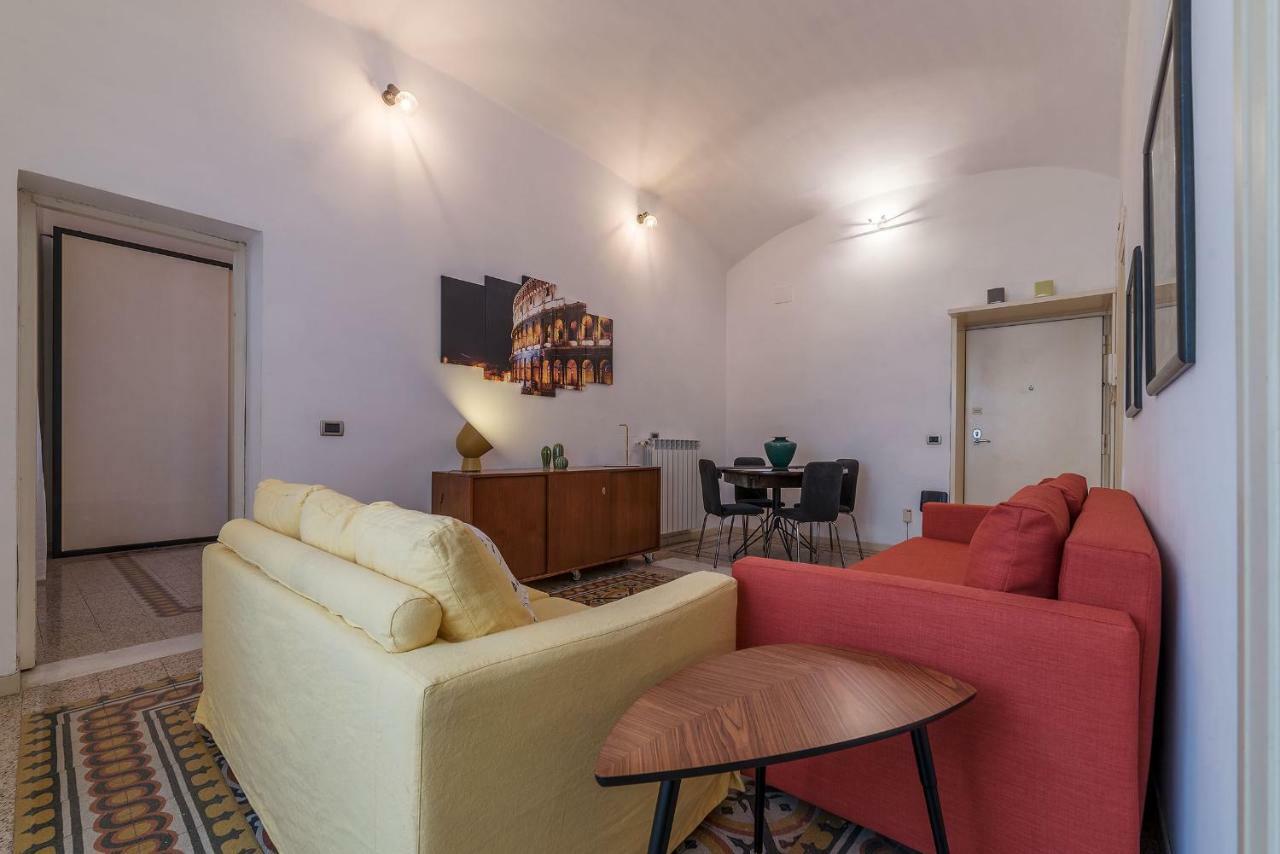 San Giovanni & Colosseo Roomy Flat