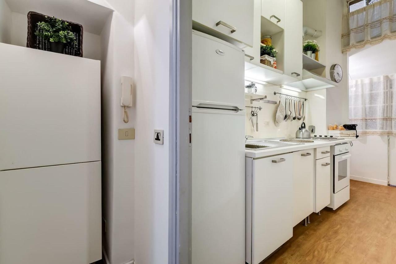 Fabulous Pantheon Apartment