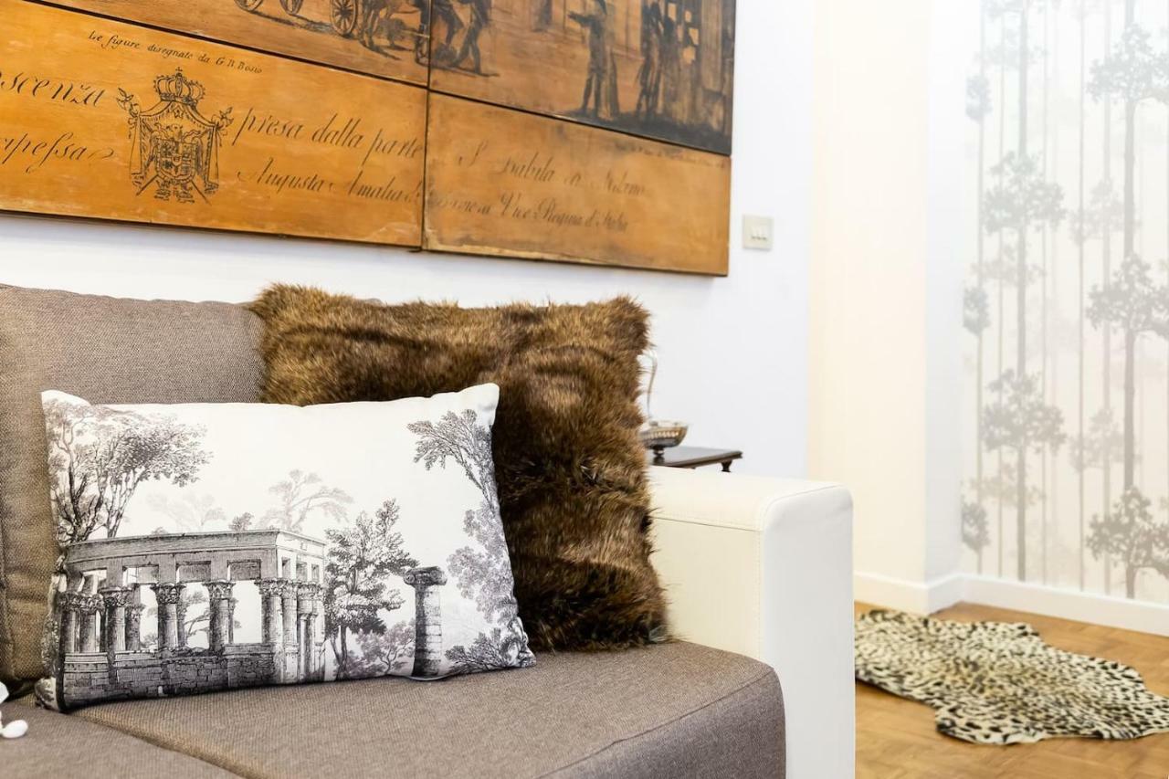 Fabulous Pantheon Apartment Rome