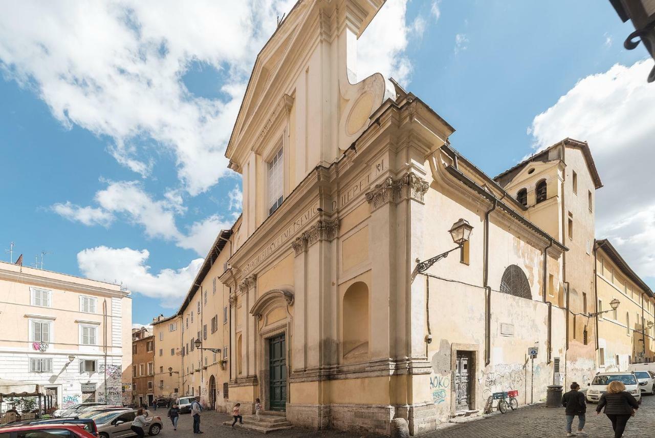 Trastevere Charming Duplex * Rom