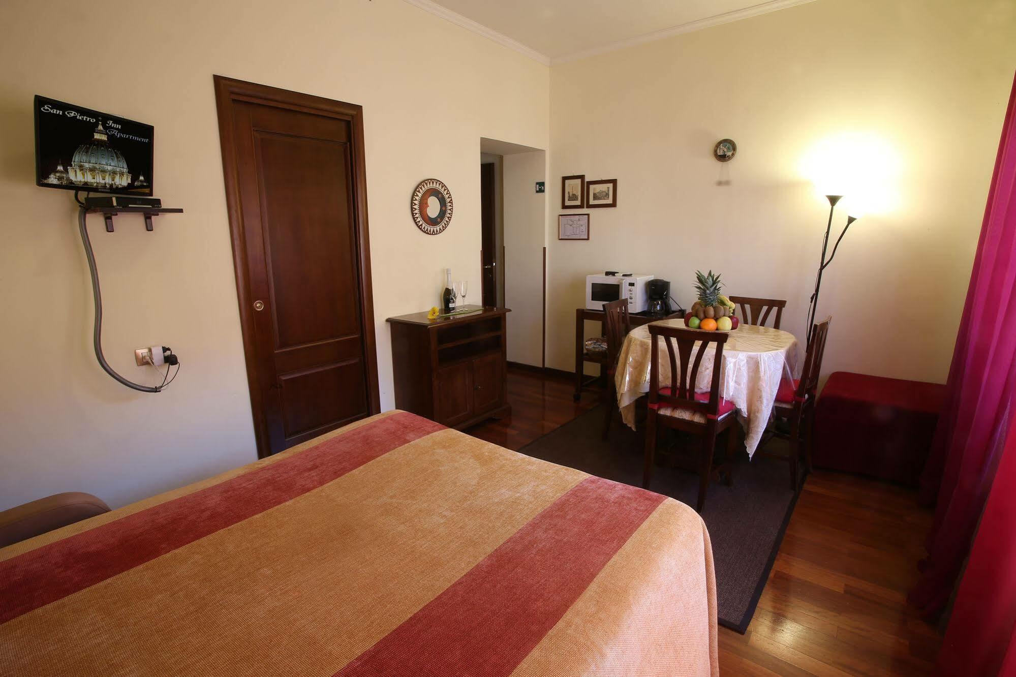Al Colonnato Di San Pietro Bed and breakfast Roma