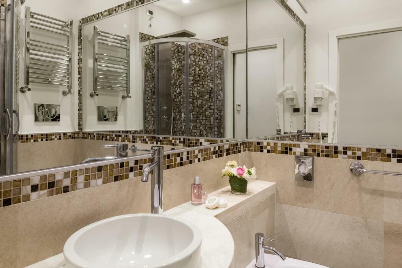Alojamento de Acomodação e Pequeno-almoço Residenza Zanardelli 2*