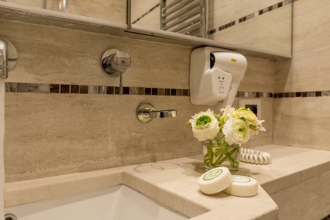 Alojamento de Acomodação e Pequeno-almoço Residenza Zanardelli Roma