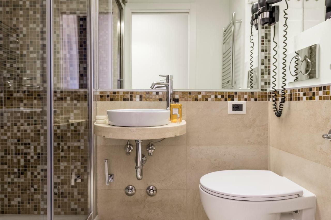 Residenza Zanardelli Alojamento de Acomodação e Pequeno-almoço 2*