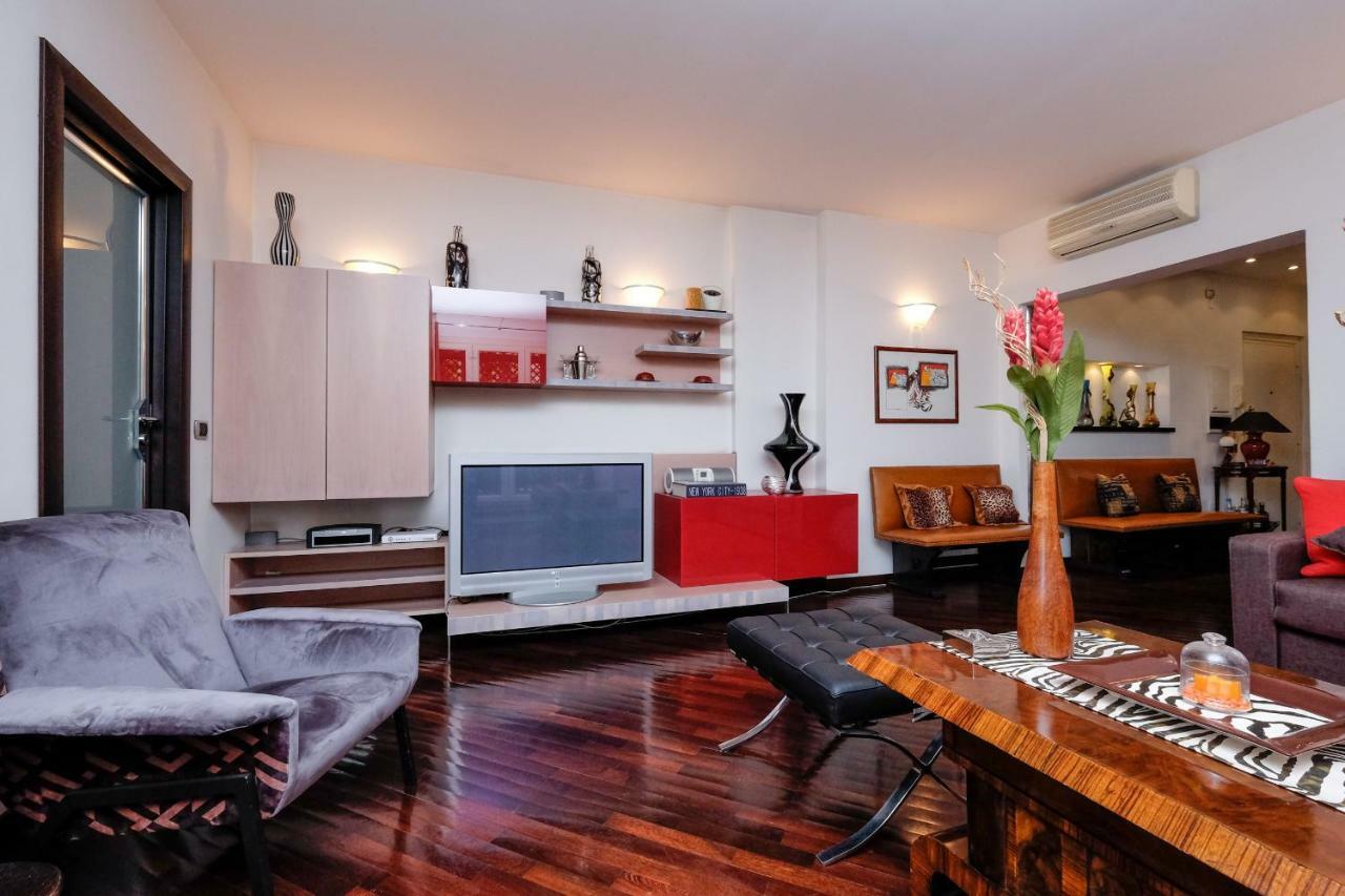 Amazing Penthouse With Terrace By Caracalla * Rom