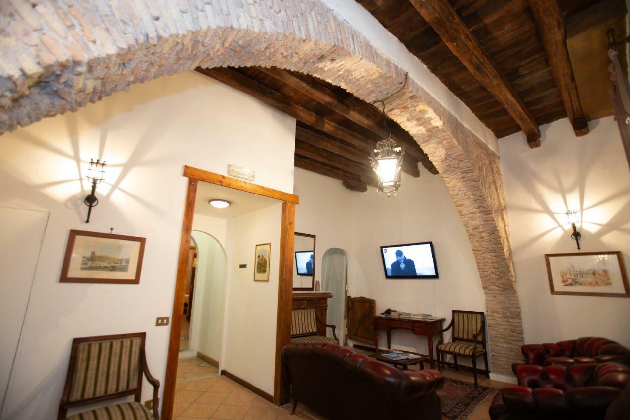 Giubileo Hotell 2*