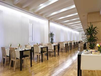 Genova Hotell 4*
