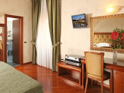 Hotel Serena 3*