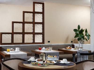 Hotel Western Piccadilly