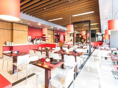 Ibis Fiera Hotell 3*