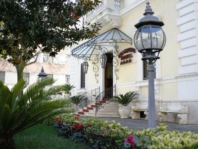 Pinciana Hotell 4*