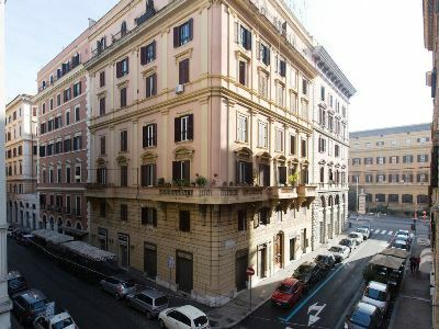 Giotto Flavia Hotell 2*