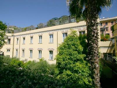 Ateneo Garden Palace Hotel 4*
