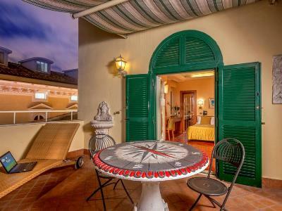 Regno Hotel