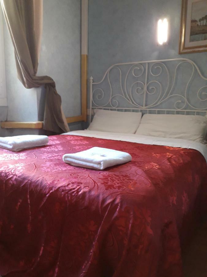 Renting * Roma