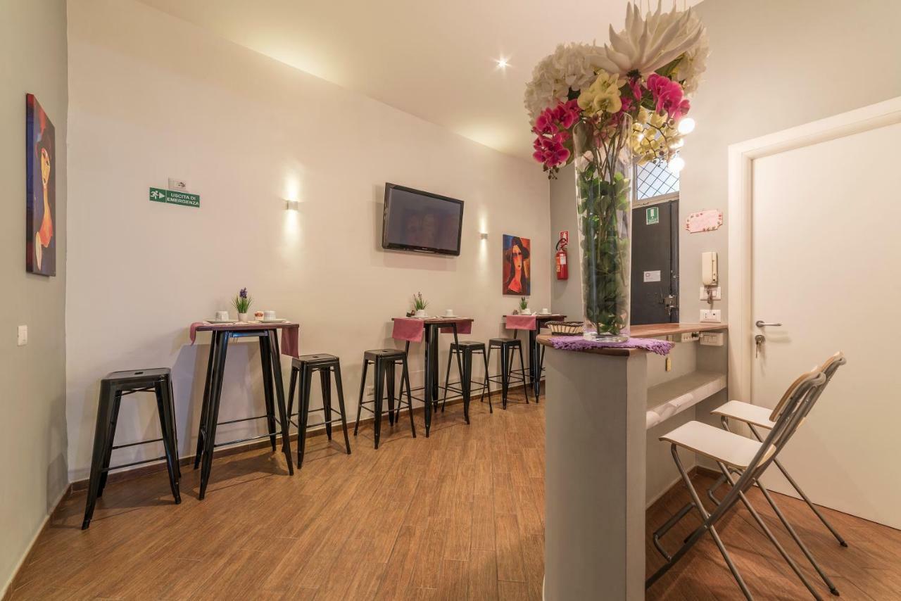 Acomodação com café da manhã  Be My Guest 2*