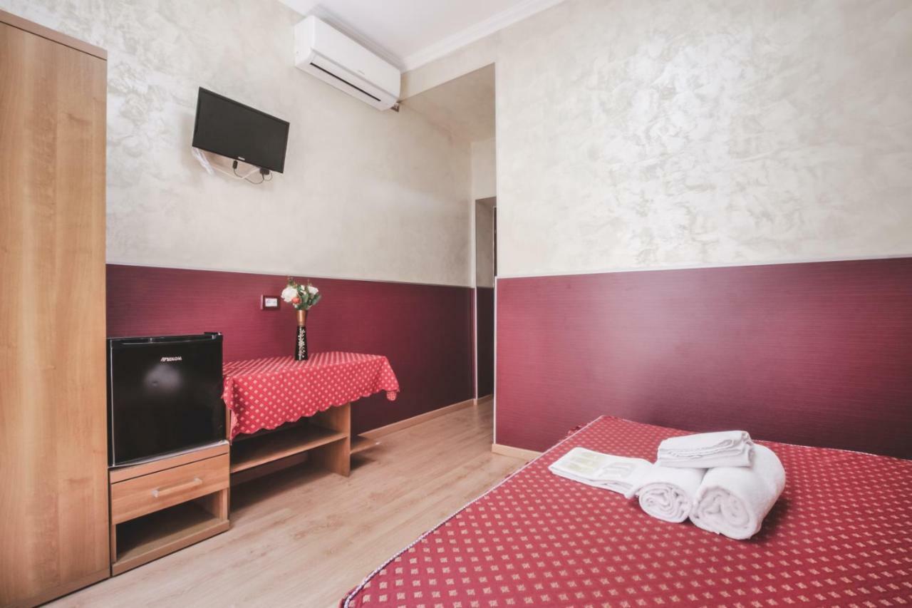 Pensión Vertex Homes