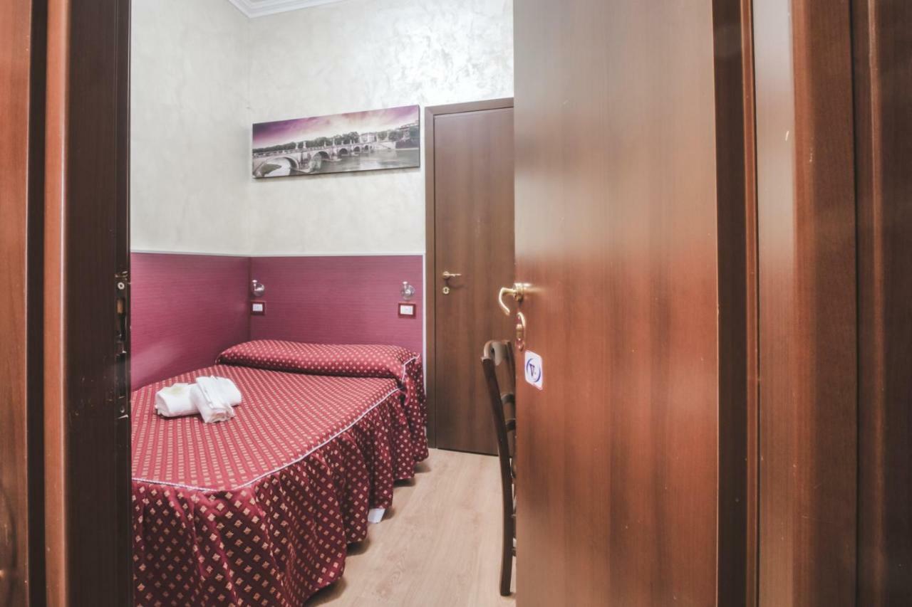Pensión Vertex Homes