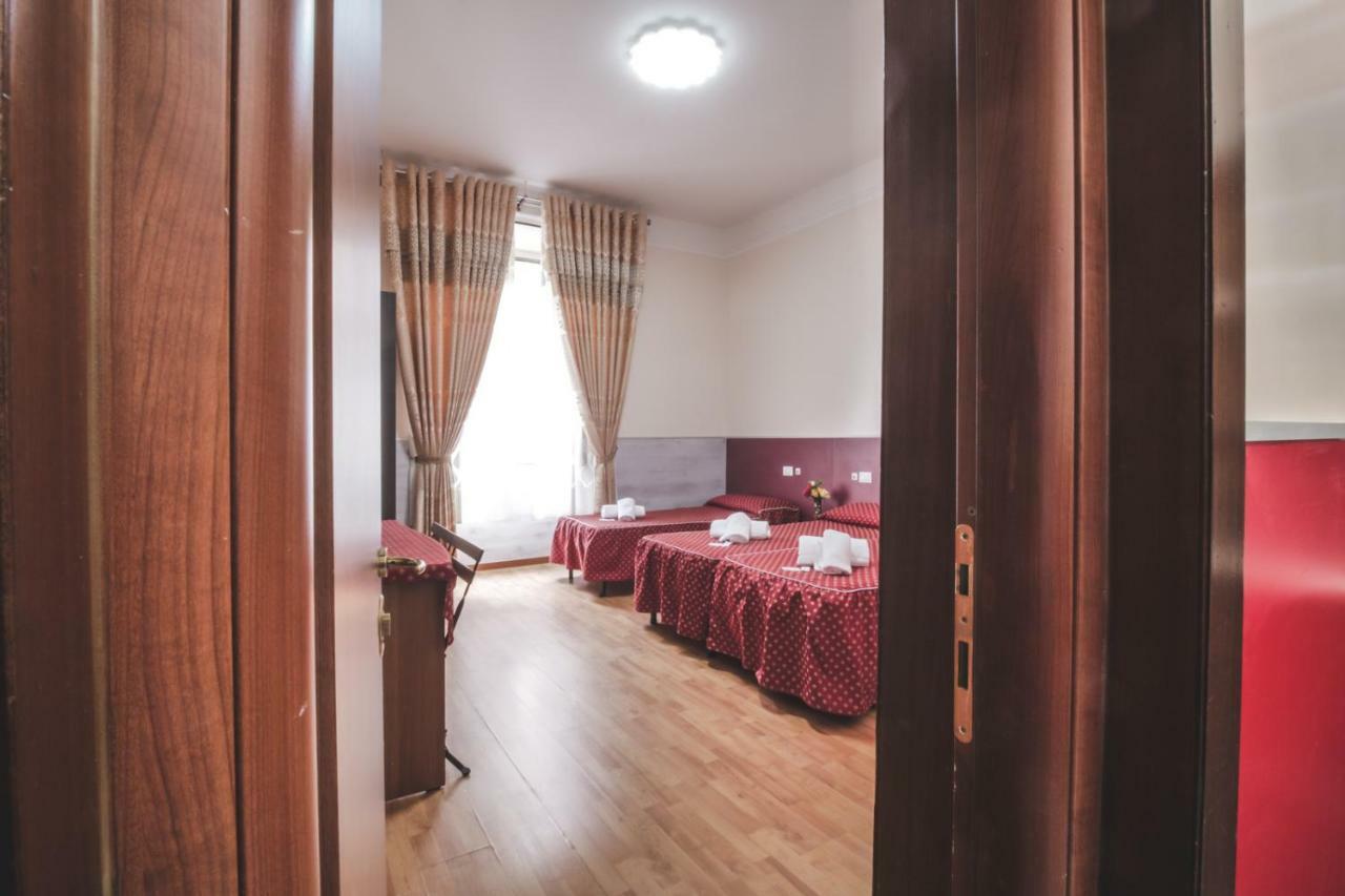 Vertex Pensión Roma