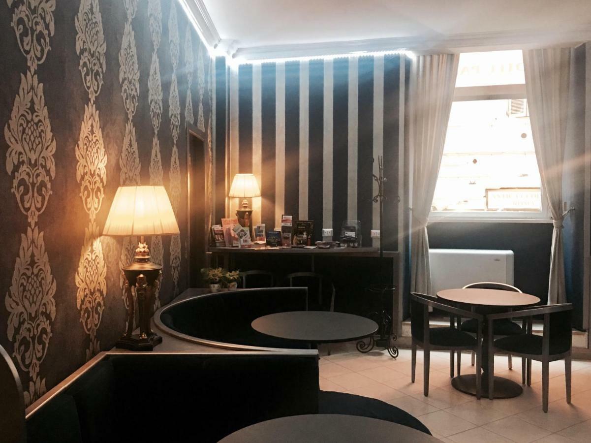 Paris Hotel 3*