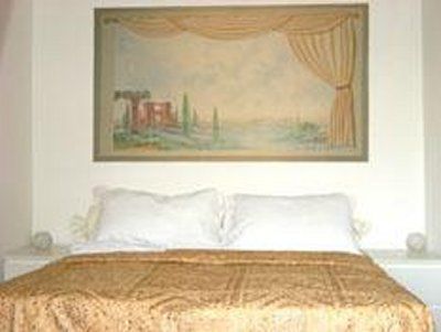 House Cecilia 3* Roma