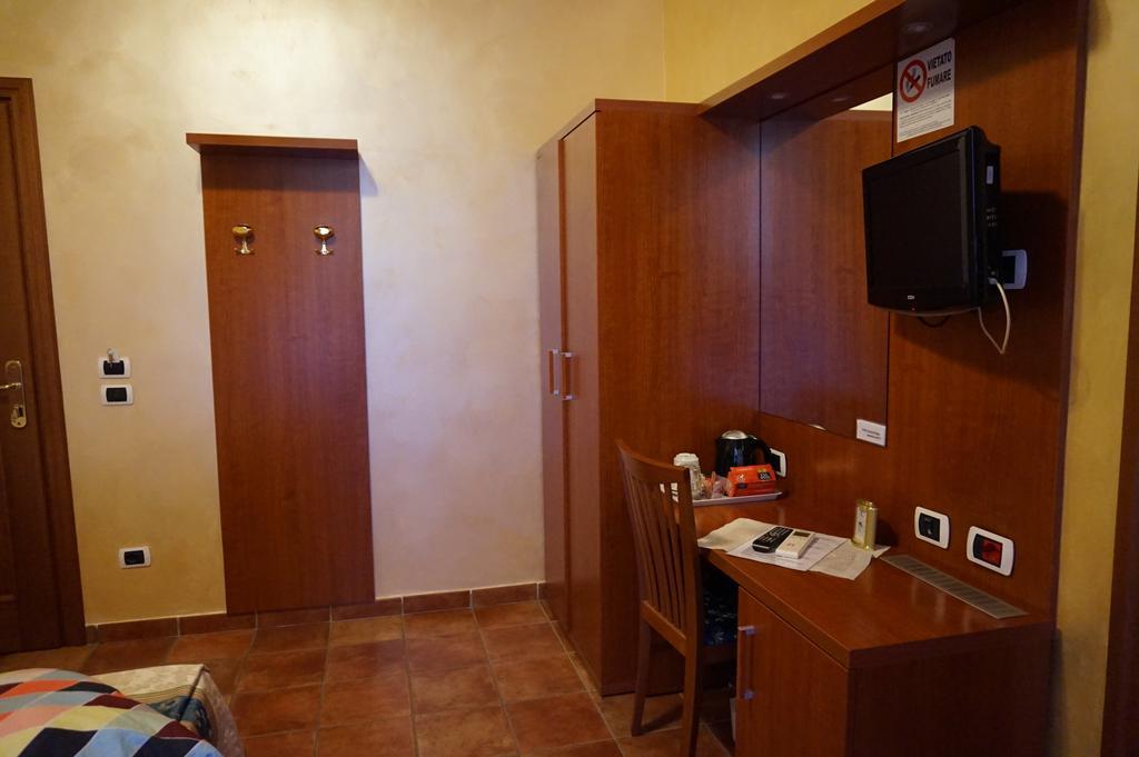 Maryelen 2* Roma