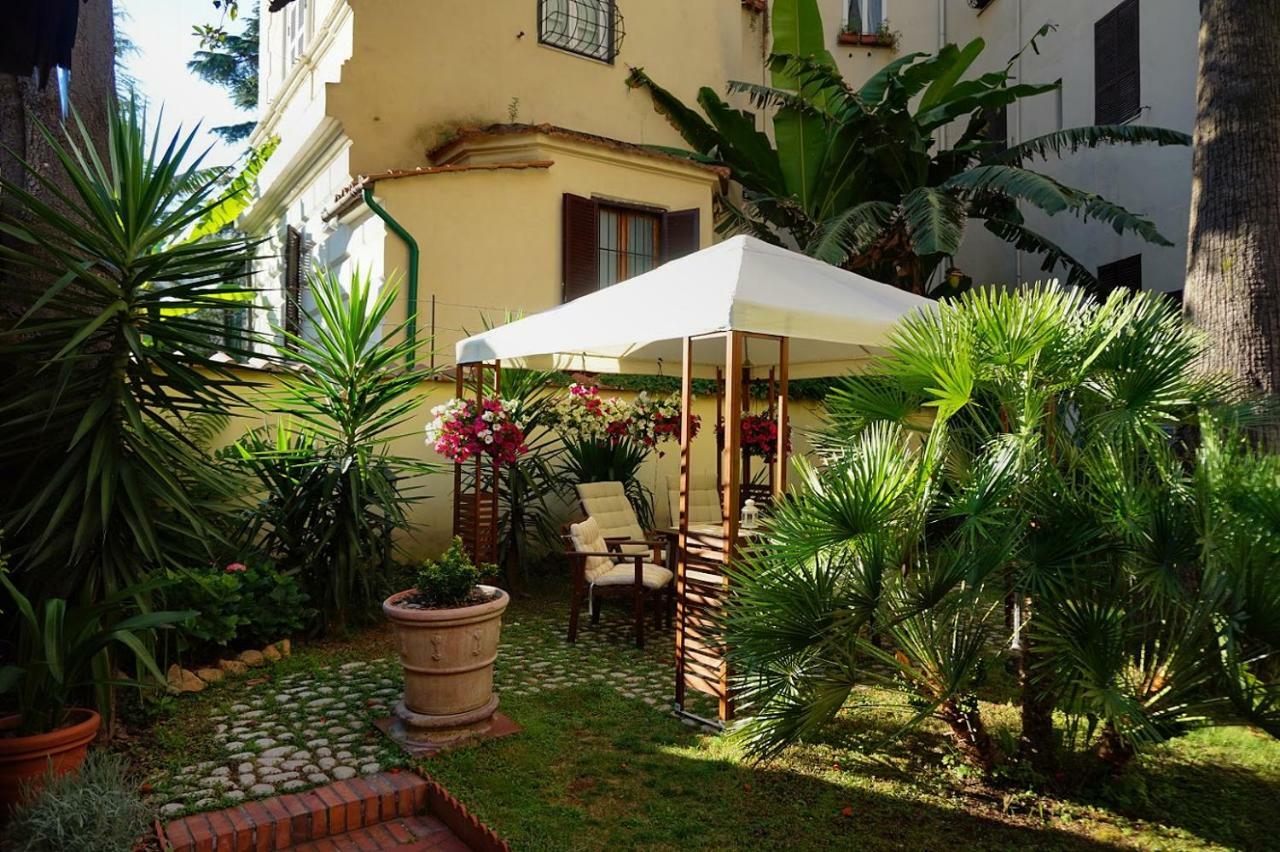 Green Hotel