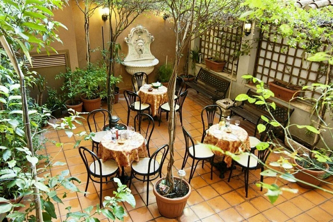 Montreal Hotel 3*