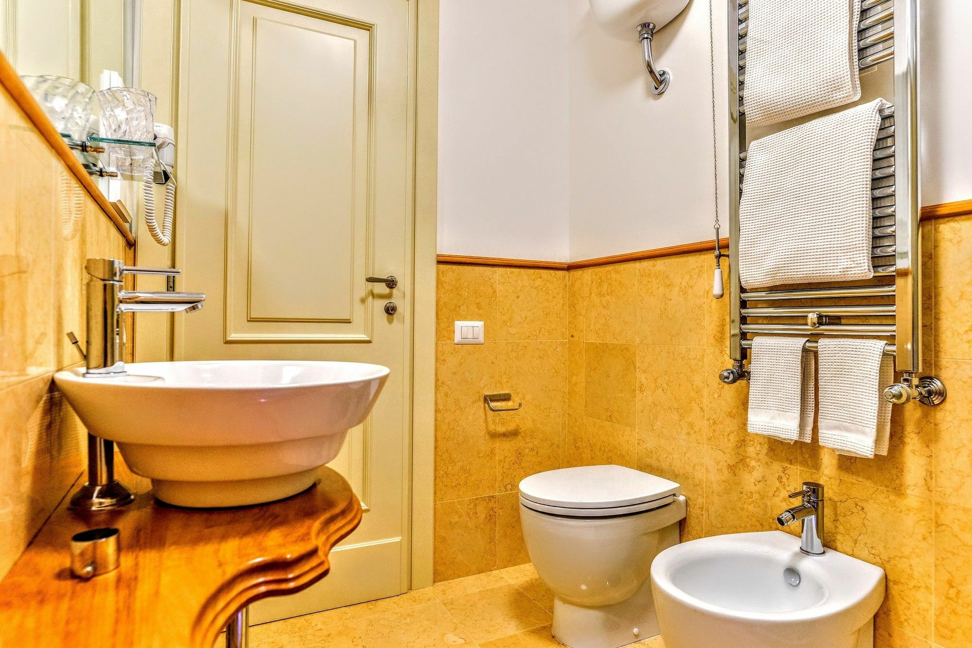 Arpinelli Relais Gasthof 3*