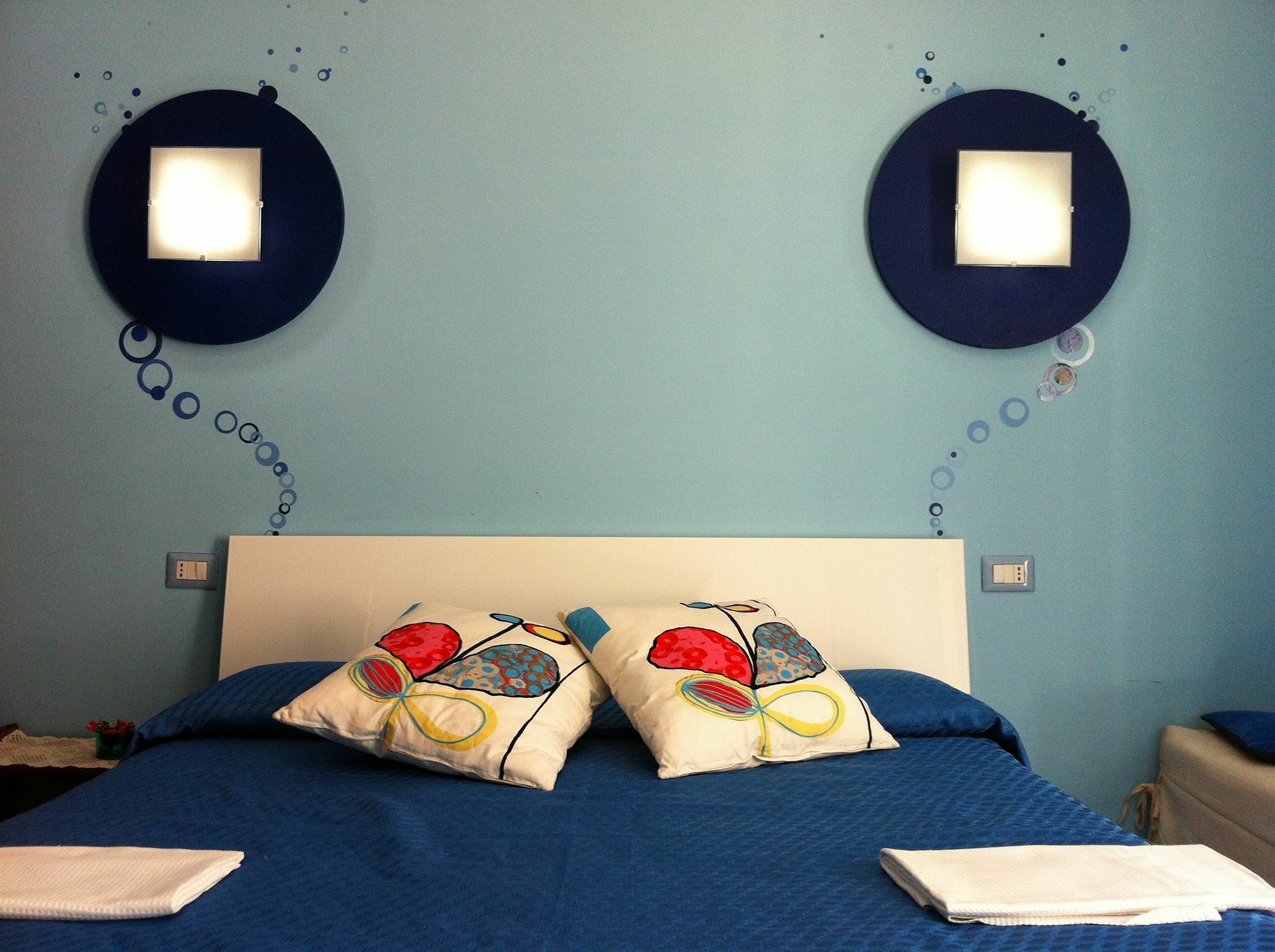 Rhome86 3* Roma
