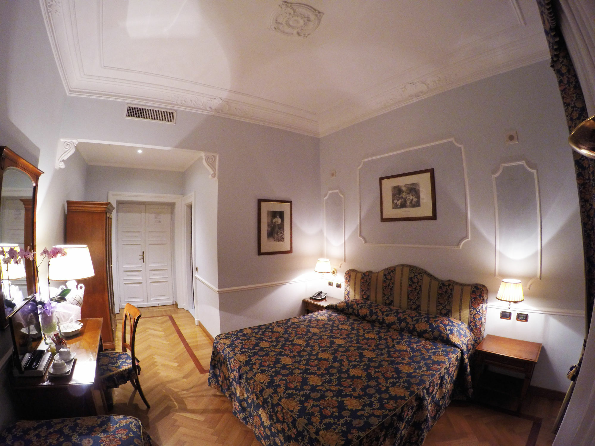 Residenza Cellini Hotel