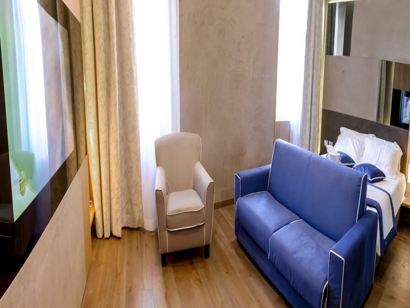 Sun Luxury Pantheon Pensión 3*