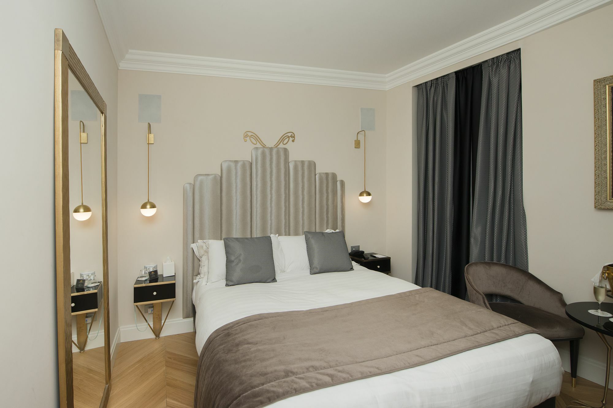 Gasthof Torre Argentina Relais - Residenze Di Charme Rom
