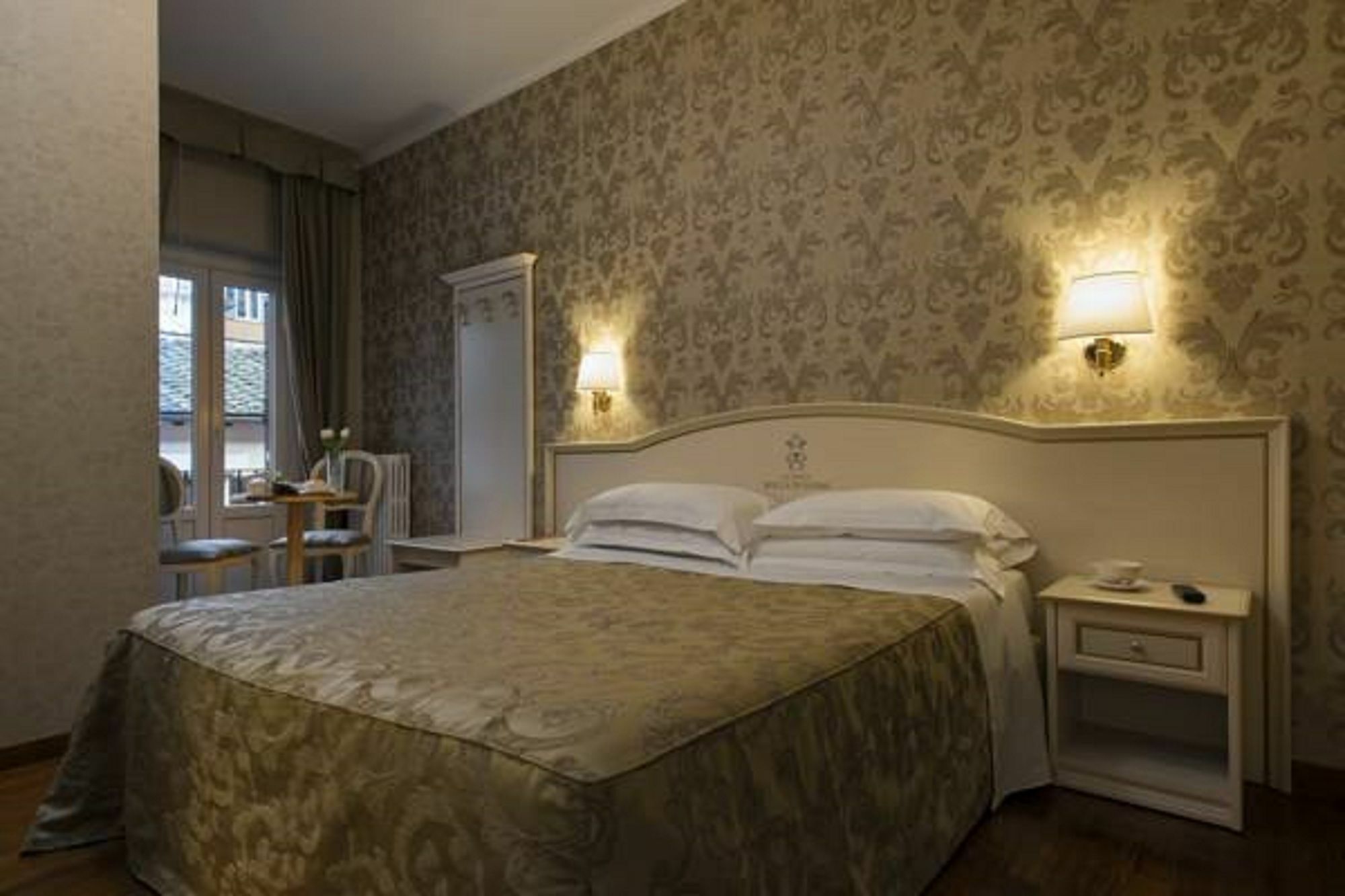 Domus Bocca Di Leone 3*
