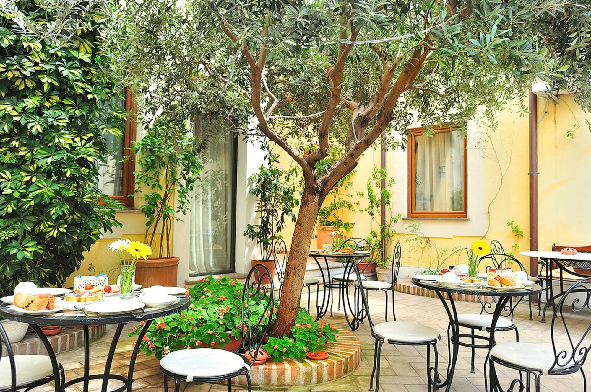 Pensión Le Clarisse Trastevere 3*