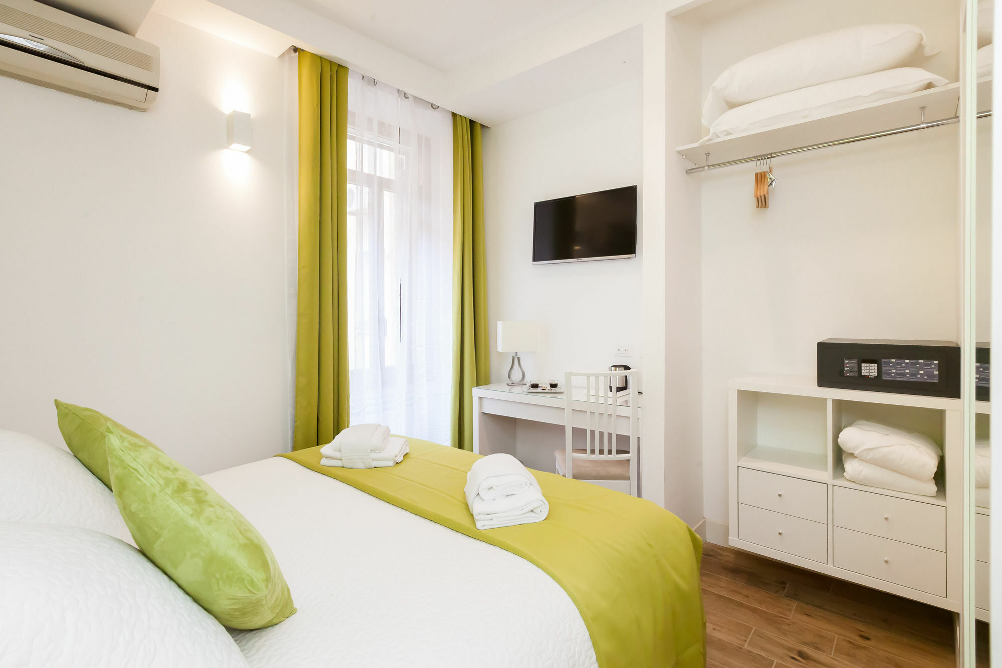 Casa 901 3*
