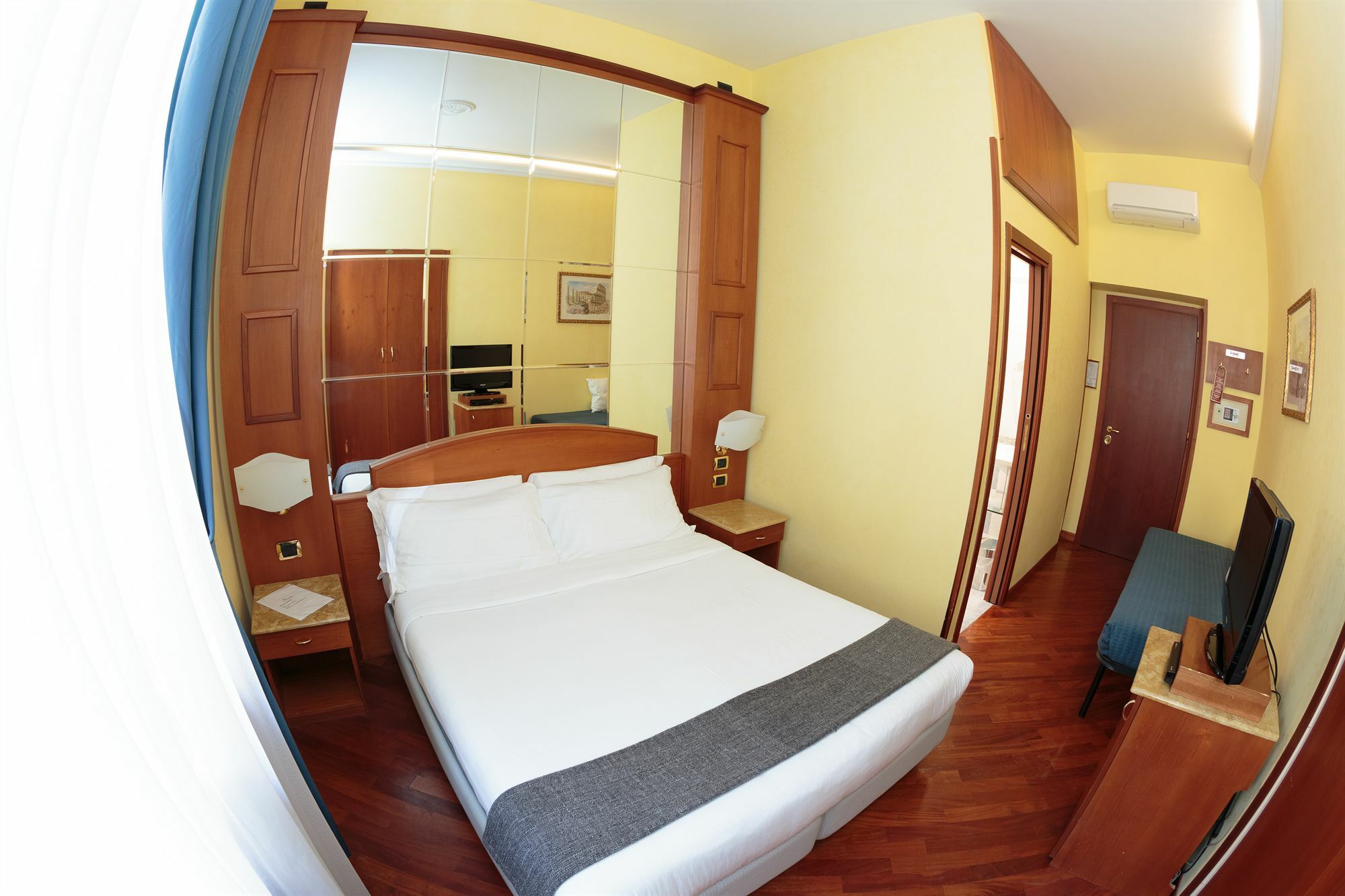 69 Manin Street Guest house