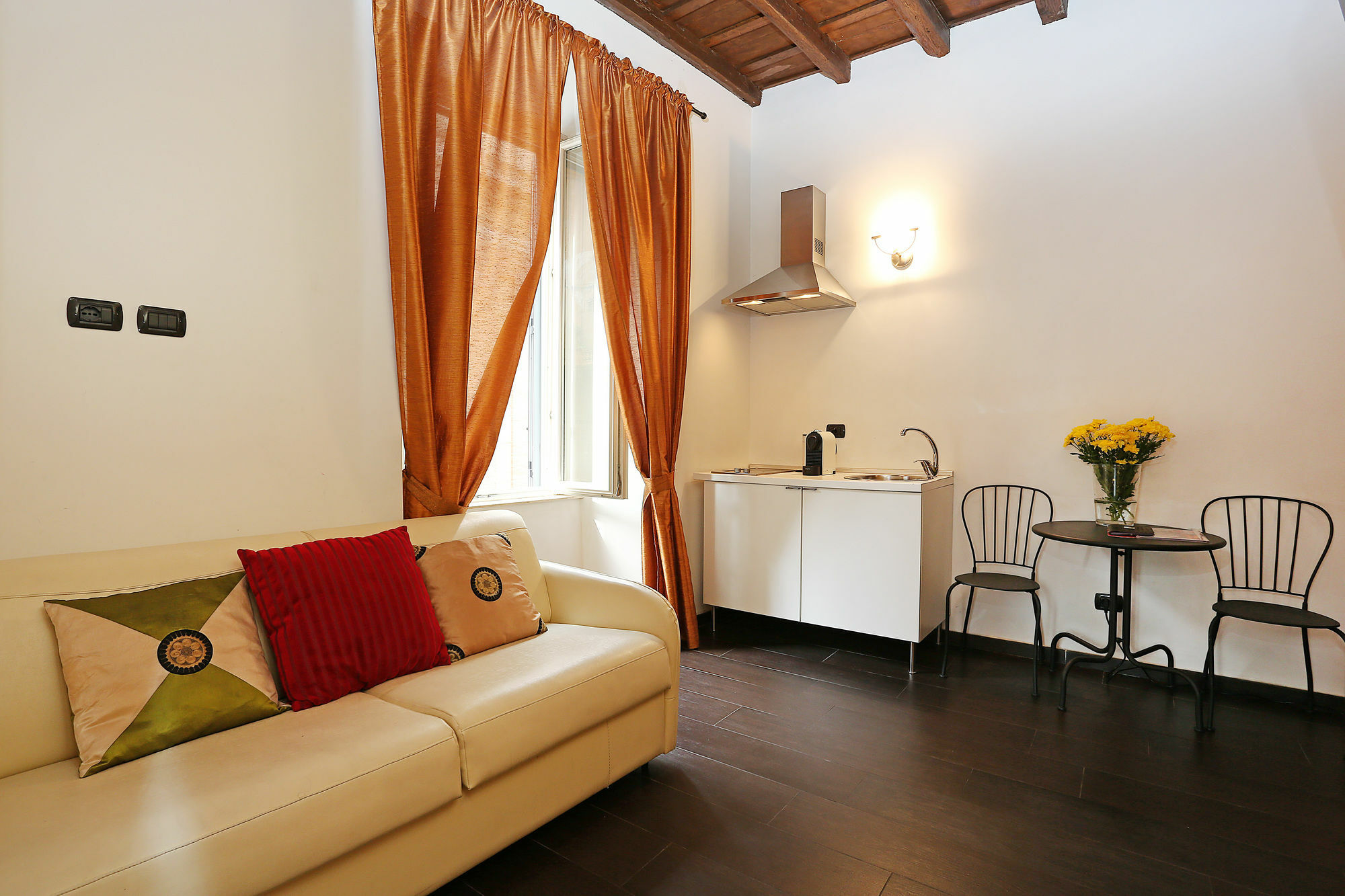Affittacamere House Monti 1875 3*