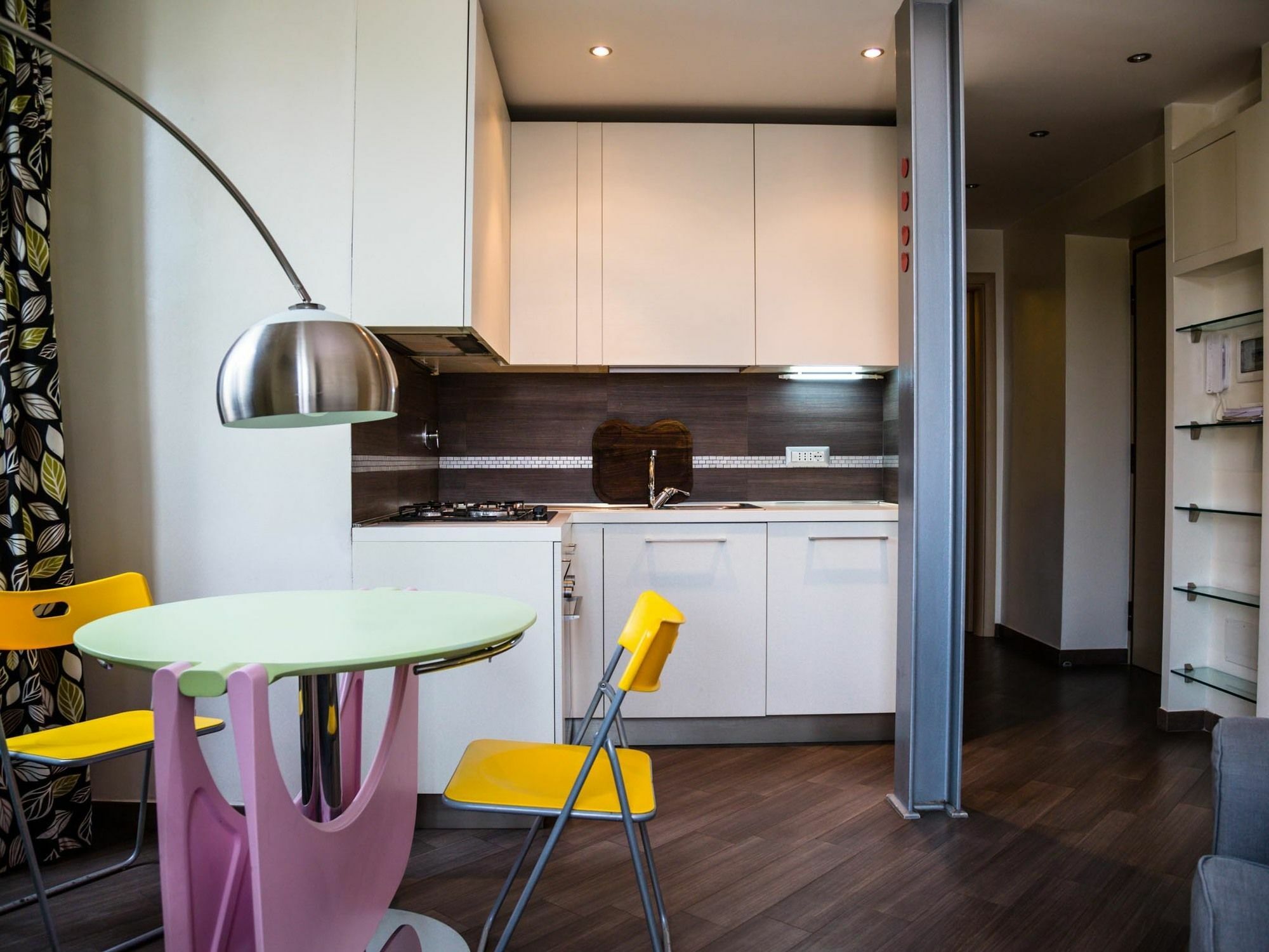 Hotel Services Caracciolo 3*