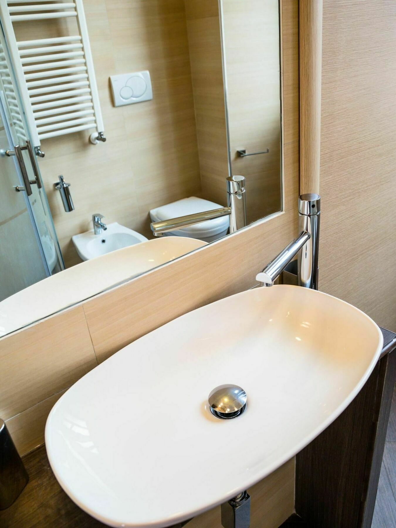 Services Caracciolo 3* Roma