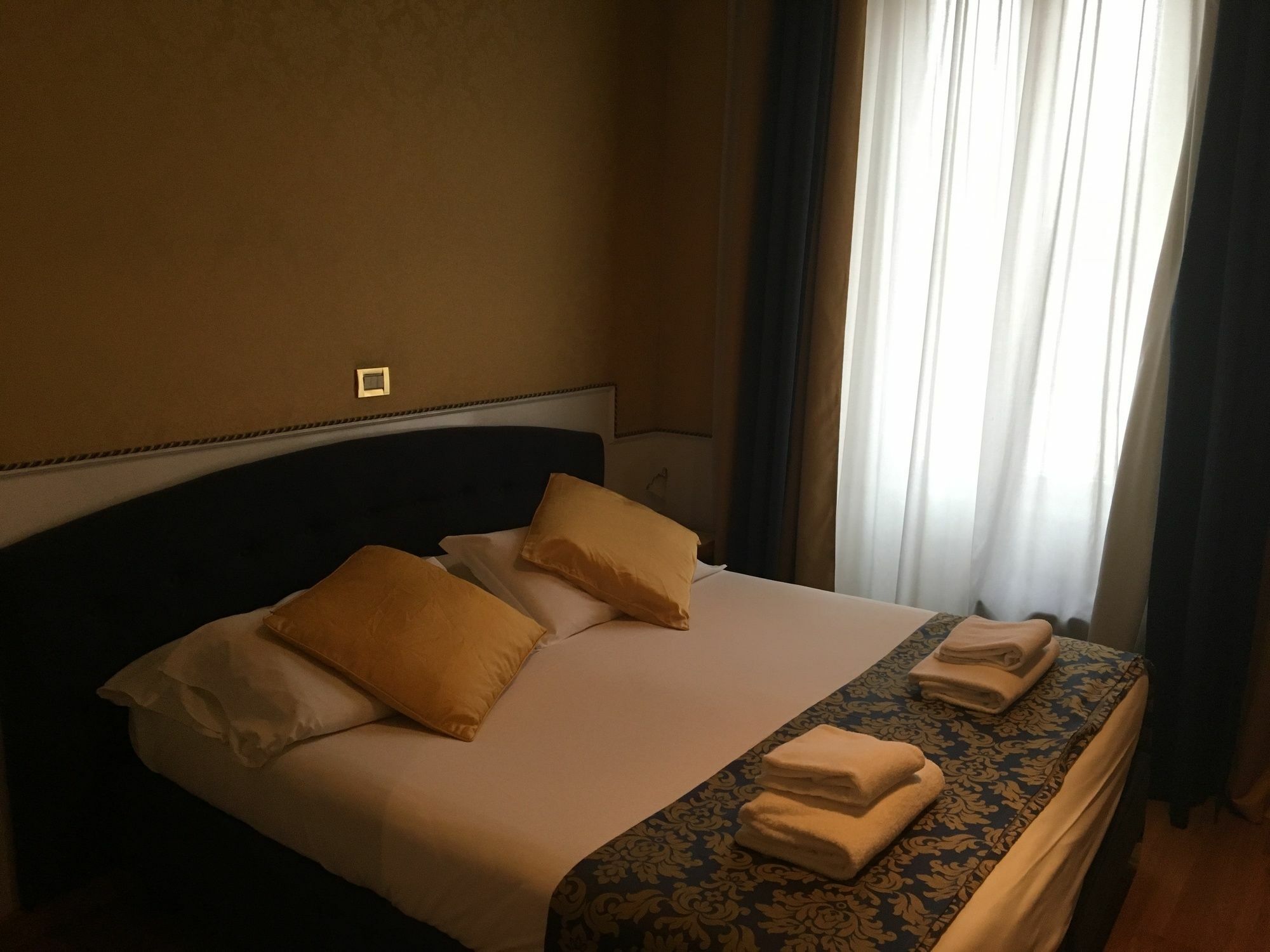 Ih Piazza Di Spagna View - Luxury 3* Roma
