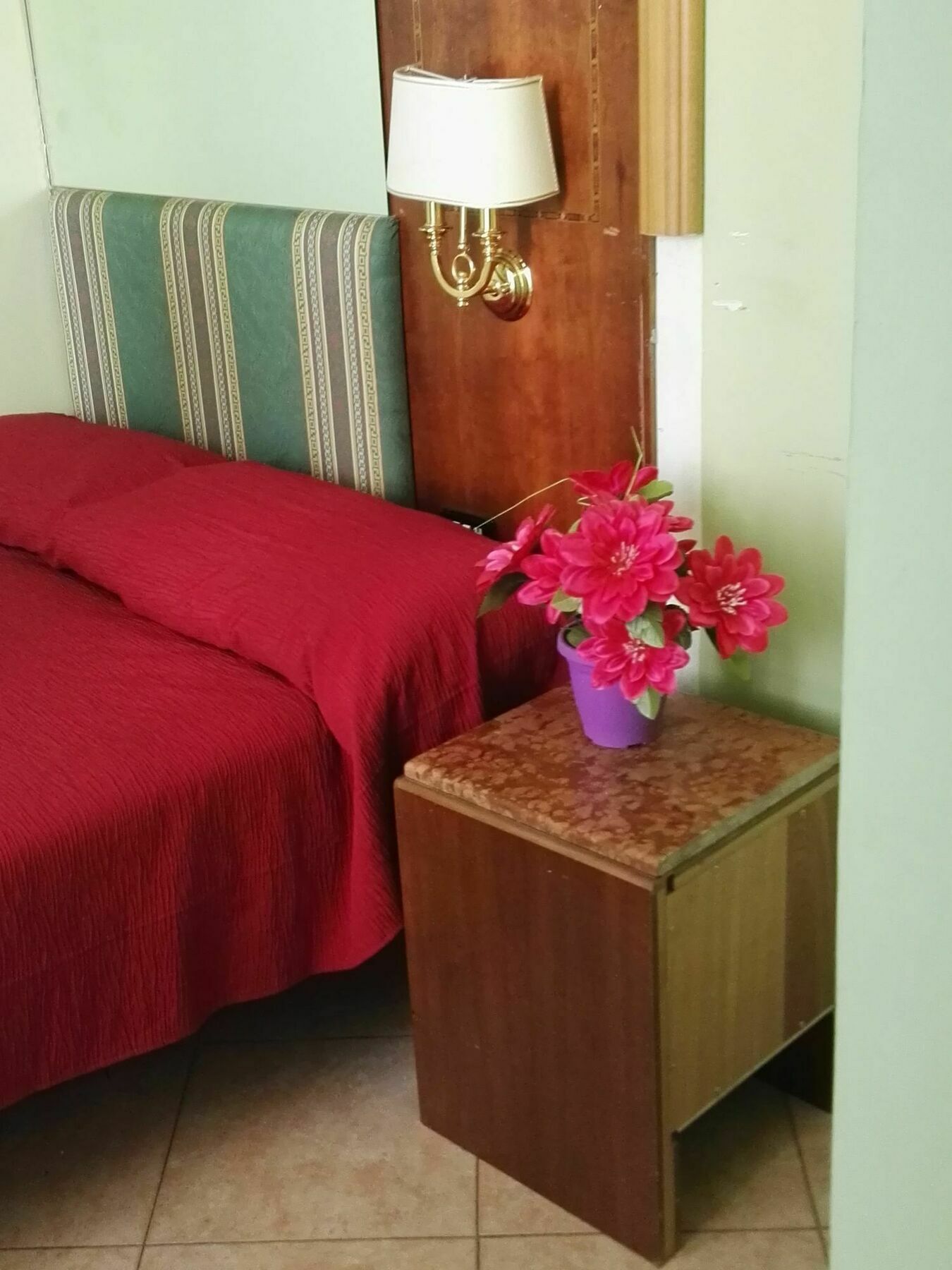 Terminal House Bed & Breakfast 2*