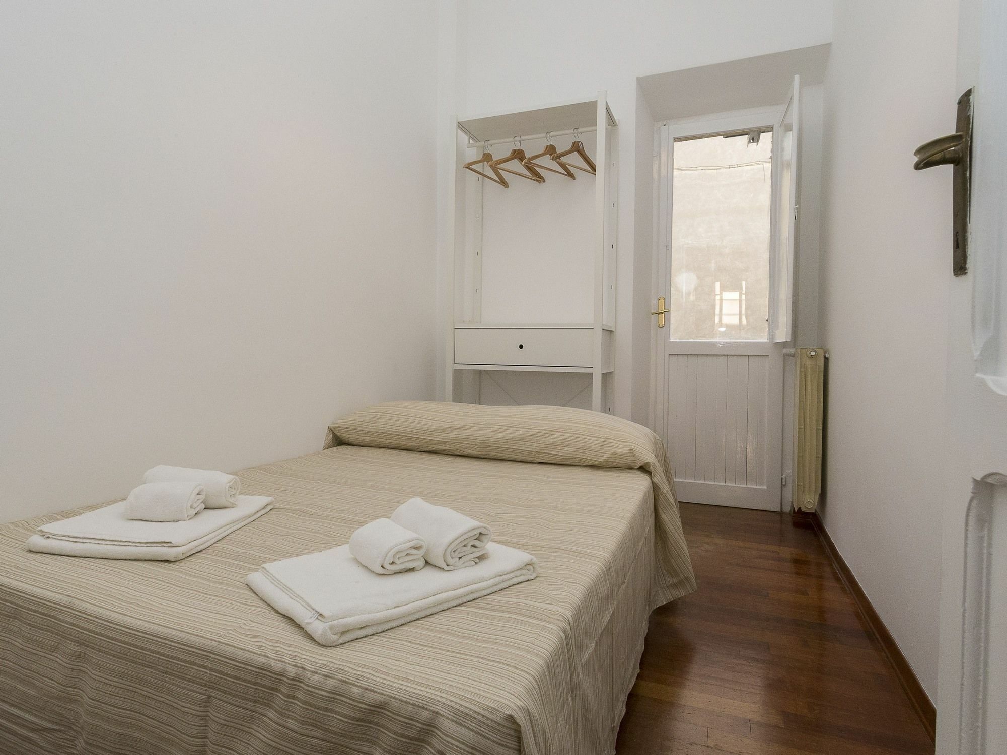 San Pietro Modern Leilighet *