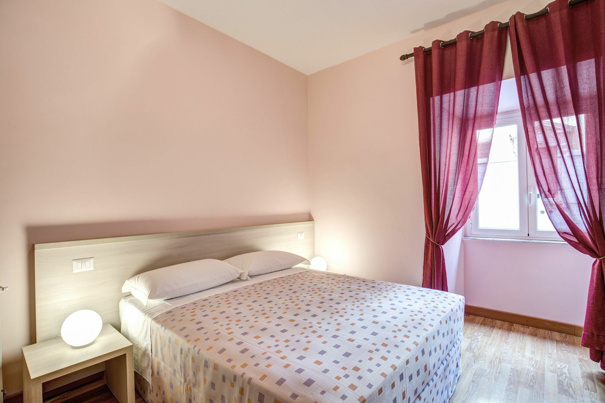 Nuova Monaco Hotel Roma