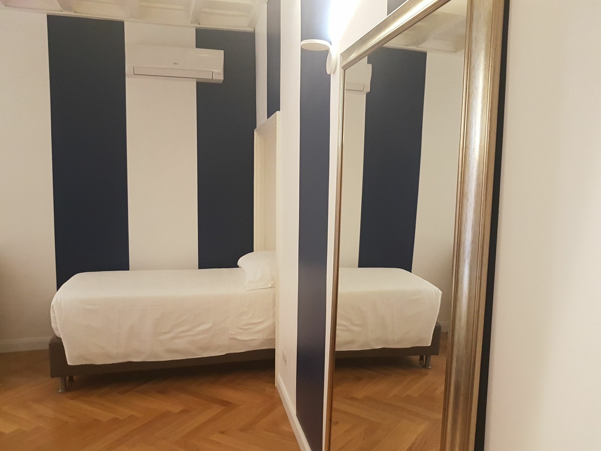 Hotel Maison Palazzo Taverna Roma