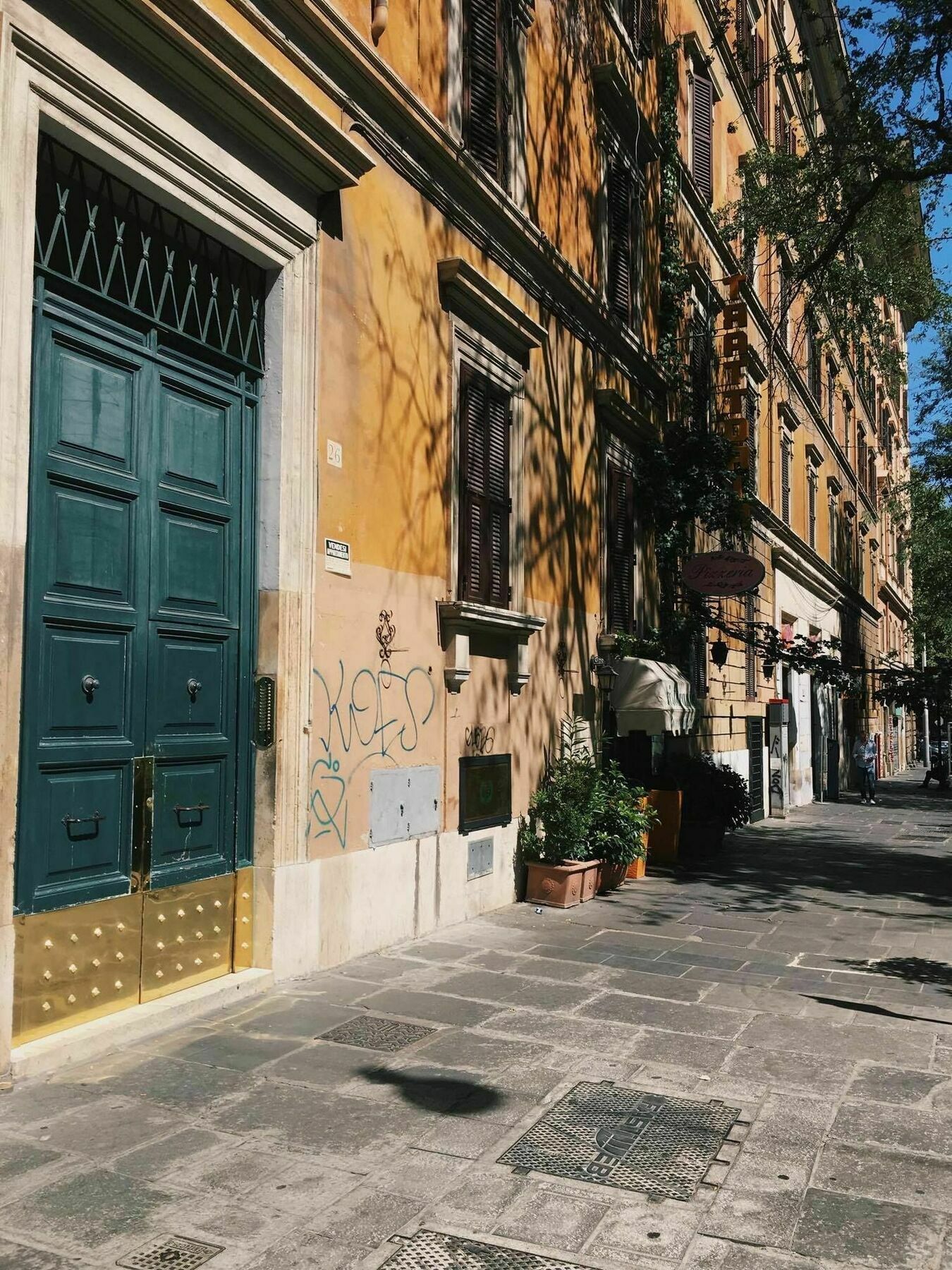 Roman 3* Roma